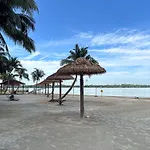 Danga Bay Seaside Sanctuary