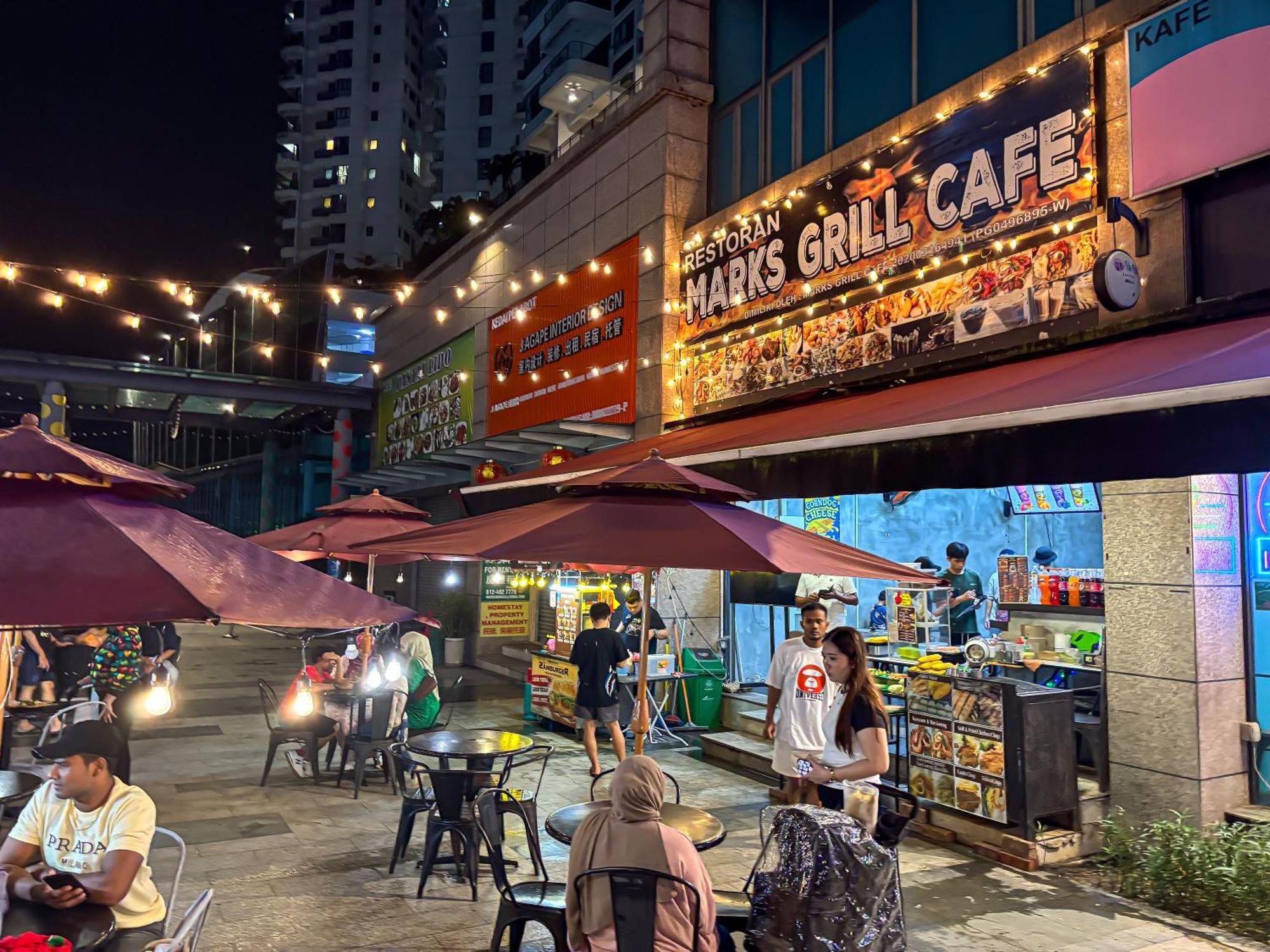 Danga Bay Seaside Sanctuary