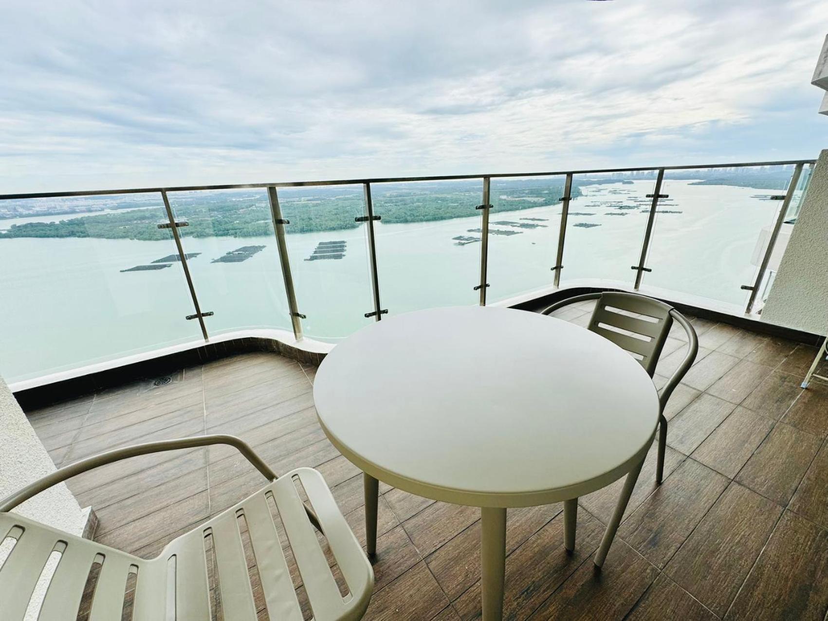 Danga Bay Seaside Sanctuary Pangsapuri